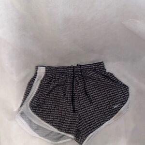 Nike shorts size large